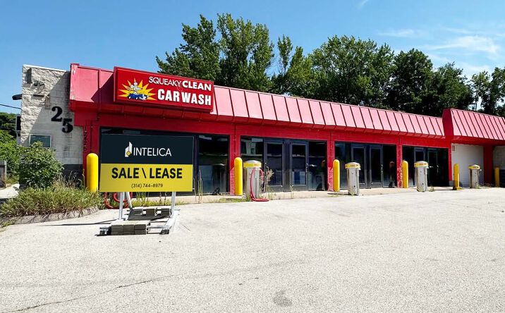 Pictures of Retail, Office, Industrial property located at 12425 Dorsett Rd, Maryland Heights, MO 63043 for sales - image #1