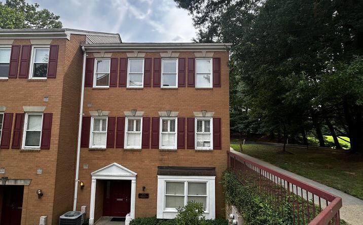 Pictures of Office property located at 18504 Office Park Dr, 2nd Floor Unit, Gaithersburg, MD 20886 for sales - image #1