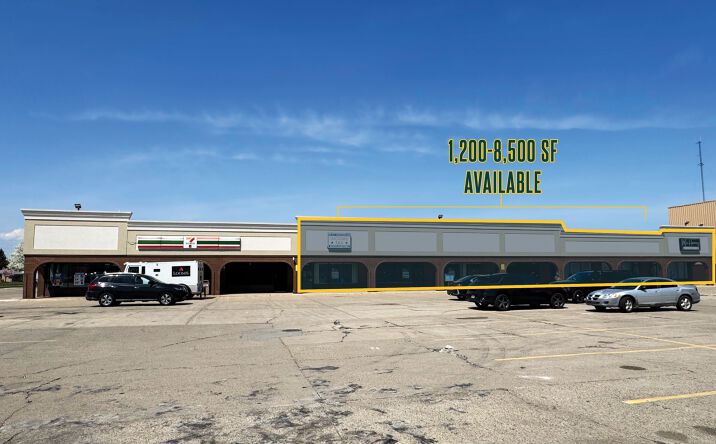 Pictures of Retail property located at 18711 15 Mile Rd, Clinton Township, MI 48035 for sales - image #1