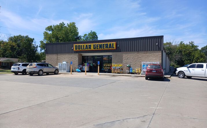 Pictures of Retail property located at 605 Holly Street, Pleasanton, KS 66075 for sales - image #1