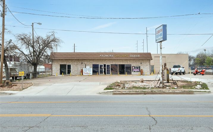 Pictures of Business for Sale property located at 420 S Washington Street, Ardmore, OK 73401 for sales - image #1