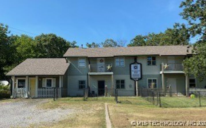Pictures of Multifamily property located at 34251 E 700 Road, Wagoner, OK 74467 for sales - image #1