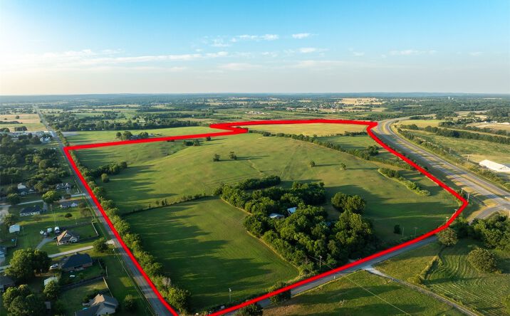 Pictures of Land property located at 17022 W Grandview Road, Tahlequah, OK 74464 for sales - image #1