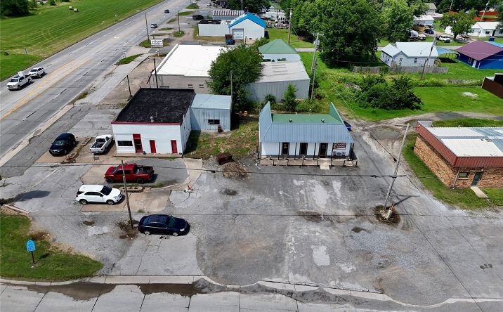 Pictures of Mixed Use property located at 102 N Chouteau, Chouteau, OK 74337 for sales - image #1