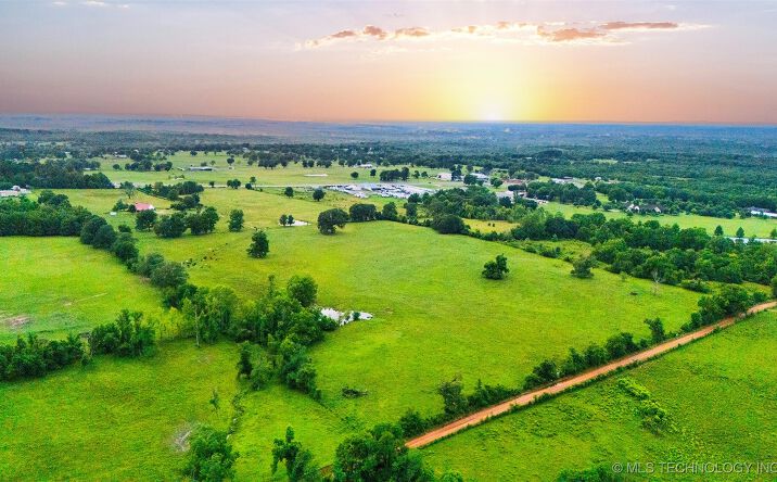 Pictures of Land property located at 1 N Cornerstone Lane, Idabel, OK 74745 for sales - image #1
