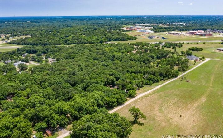 Pictures of Land property located at 4906 Peppernut, Durant, OK 74701 for sales - image #1
