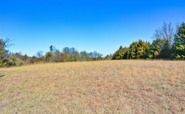 Pictures of Land property located at 15 N 4247, Hugo, OK 74743 for sales - image #1