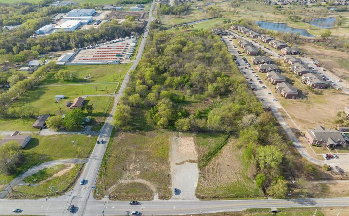 Pictures of Land property located at County Line Road, Broken Arrow, OK 74012 for sales - image #1