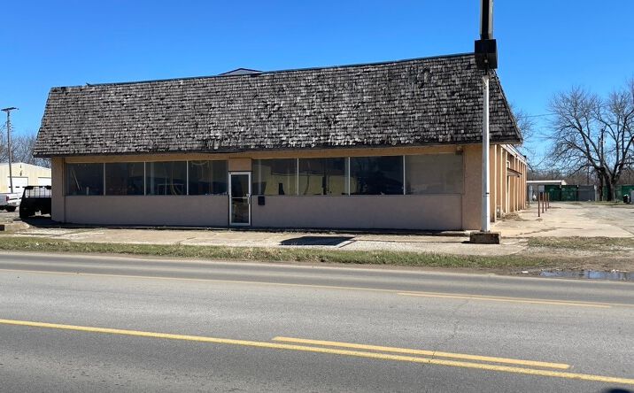 Pictures of Mixed Use property located at 620 N 1st Avenue, Durant, OK 74701 for sales - image #1