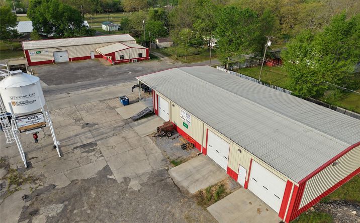 Pictures of Mixed Use property located at 910 W 1st Street, Heavener, OK 74937 for sales - image #1