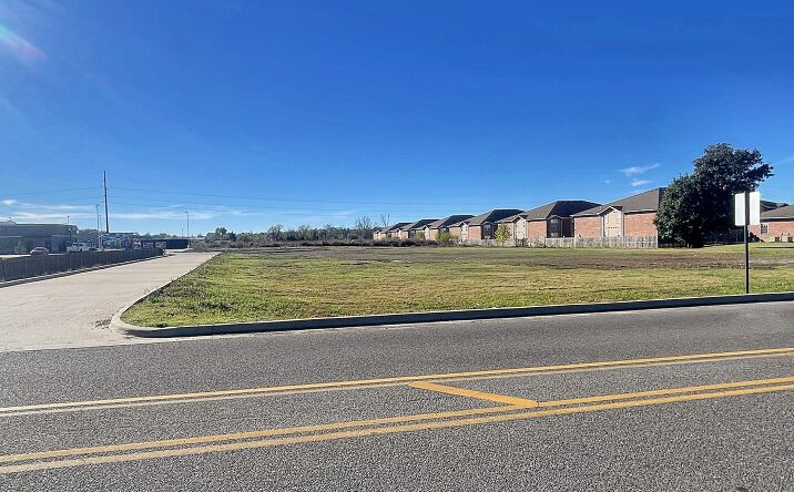 Pictures of Special Purpose property located at 203 Southridge Road, Tahlequah, OK 74464 for sales - image #1
