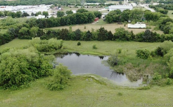 Pictures of Land, Industrial property located at Refinery Road, Ardmore, OK 73401 for sales - image #1