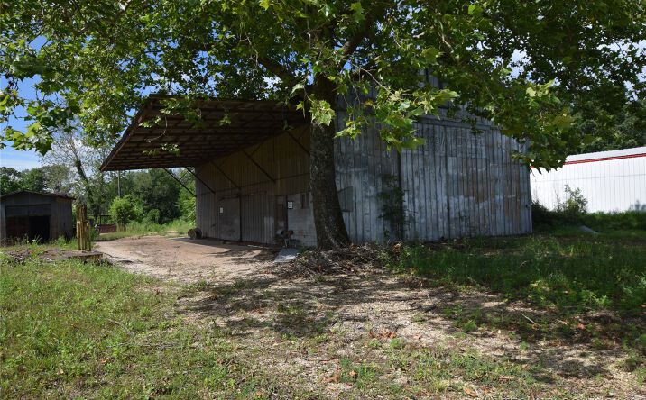 Pictures of Land property located at 470564 Hwy 51, Stilwell, OK 74960 for sales - image #1