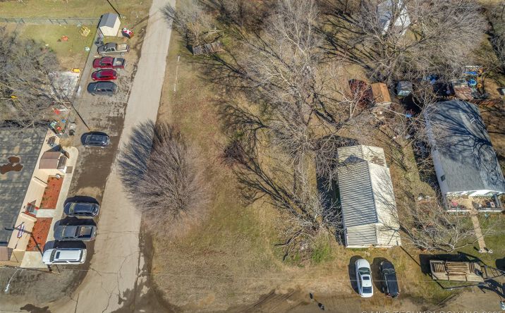 Pictures of Land property located at 21 N Beech Street, Kellyville, OK 74039 for sales - image #1