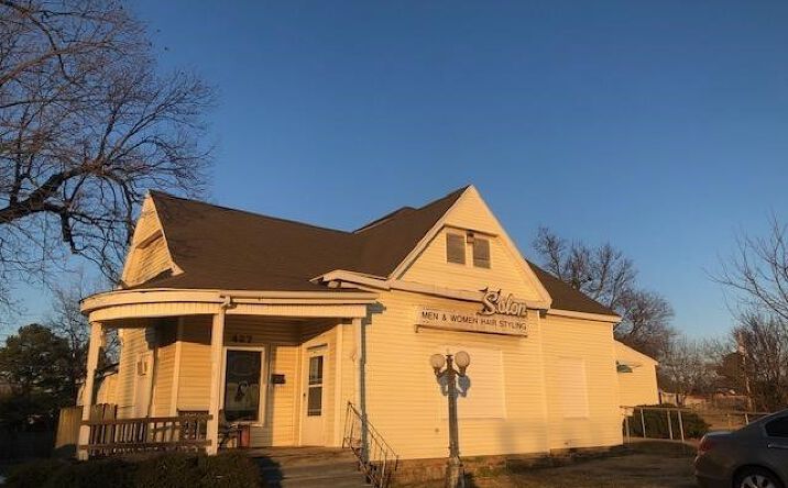 Pictures of Retail property located at 427 W Carl Albert Parkway, McAlester, OK 74501 for sales - image #1