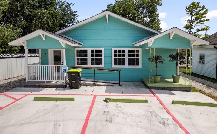 image of property at 415 E 10TH ST Ada OK 74820-5220