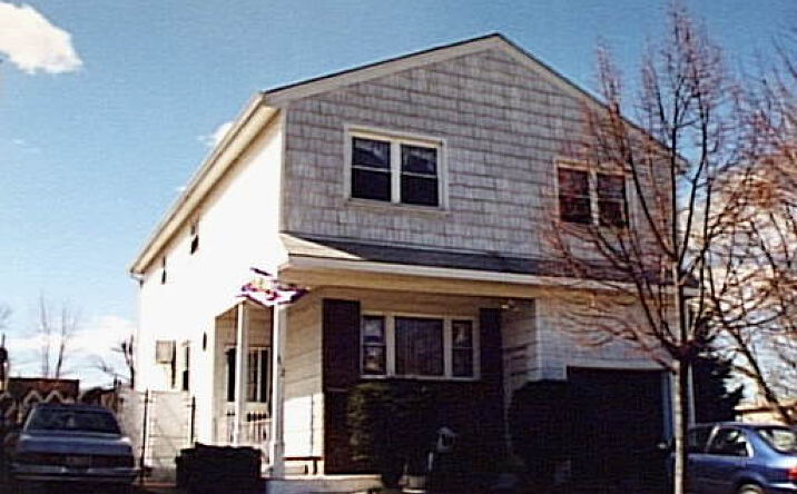 image of property at 312 STOBE AVE Staten Island NY 10306-5236