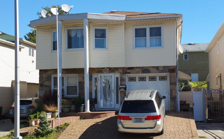 image of property at 139 SUFFOLK AVE Staten Island NY 10314-5134