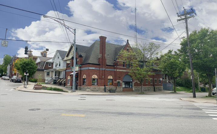 Pictures of Retail, Office, Mixed Use property located at 355 W McMillan St, Cincinnati, OH 45219 for comps - image #1