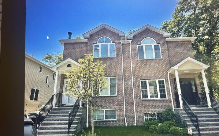 image of property at 26 MALIBU CT Staten Island NY 10309-4701