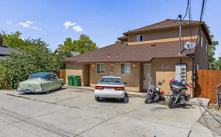 Pictures of Multifamily property located at 330 Stewart St, Reno, NV 89502 for sales - image #1