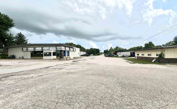 Pictures of Land, Industrial, Office, Retail, Business for Sale property located at 1713 E 7th Street, Atlantic, IA 50022 for sales - image #1
