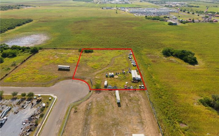 Pictures of Land property located at 202 Pennzoil Loop E, Edinburg, TX 78542 for sales - image #1