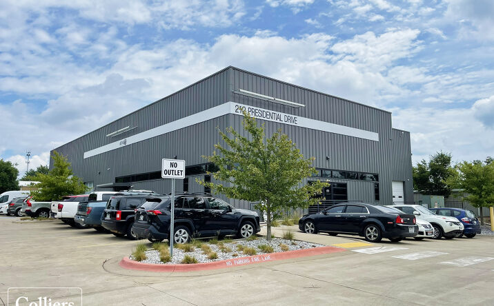 Pictures of Industrial property located at 212 Presidential Dr, Lowell, AR 72745 for sales - image #1