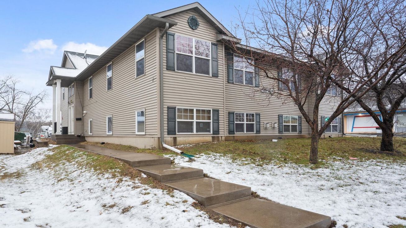 1599-1605 Rice St, Saint Paul, MN 55117 | Crexi.com