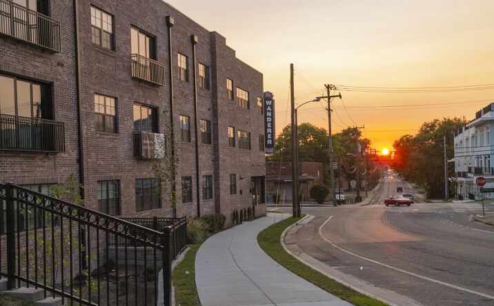 Pictures of Mixed Use, Multifamily property located at 400 Douglas Ave, Nashville, TN 37207 for sales - image #1
