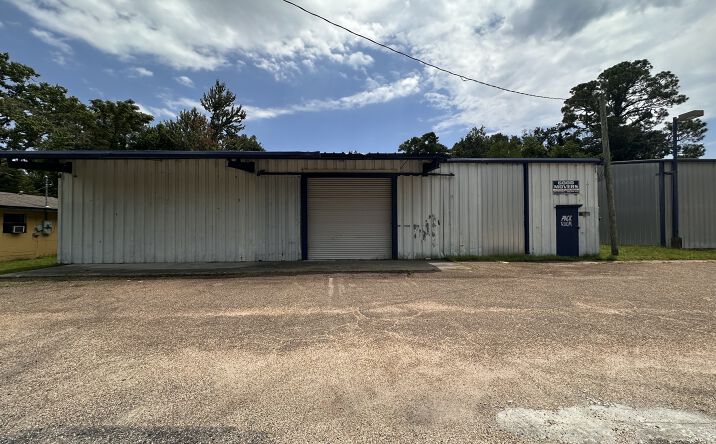 Pictures of Industrial property located at 4517 11th Street, Gulfport, MS 39501 for sales - image #1