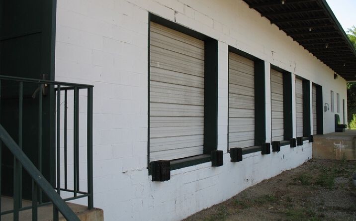Pictures of Industrial property located at 3125 Salem Turnpike NW, Roanoke, VA 24017 for sales - image #1