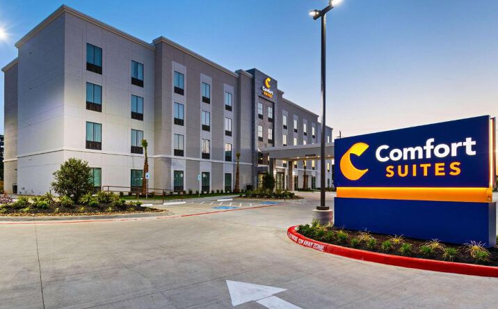 Pictures of Business for Sale, Hospitality property located at 7502 N Sam Houston Pkwy E, Humble, TX 77396 for sales - image #1