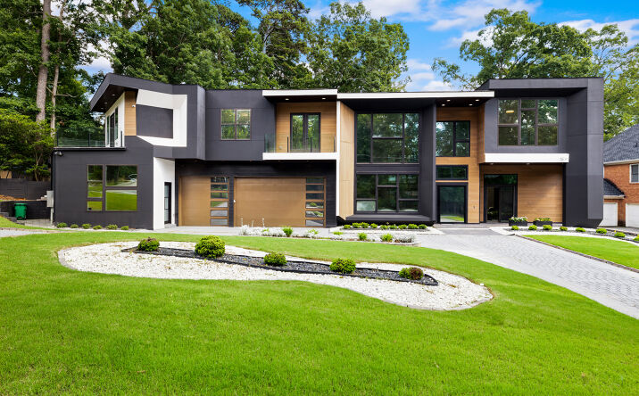 Pictures of Multifamily property located at 2401 Greenglade Rd NE, Atlanta, GA 30345 for sales - image #1