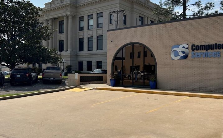 Pictures of Business for Sale, Office property located at 211 N 4th, Durant, OK 74701 for sales - image #1