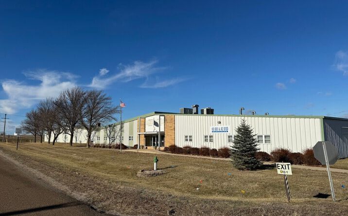 Pictures of Industrial property located at 1930 West 1st Street, Blue Earth, MN 56013 for sales - image #1