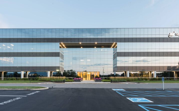 Pictures of Office property located at 9225 Priority Way W Dr, Indianapolis, IN 46240 for sales - image #1