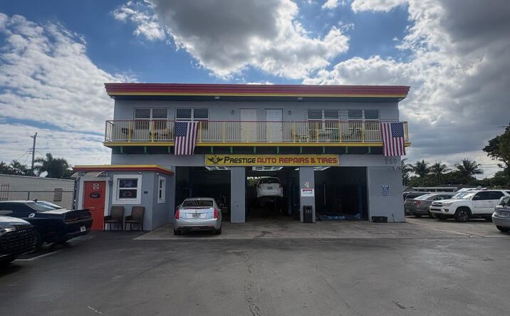 Pictures of Mixed Use, Multifamily, Industrial property located at 250 NE 44th St, Oakland Park, FL 33334 for sales - image #1