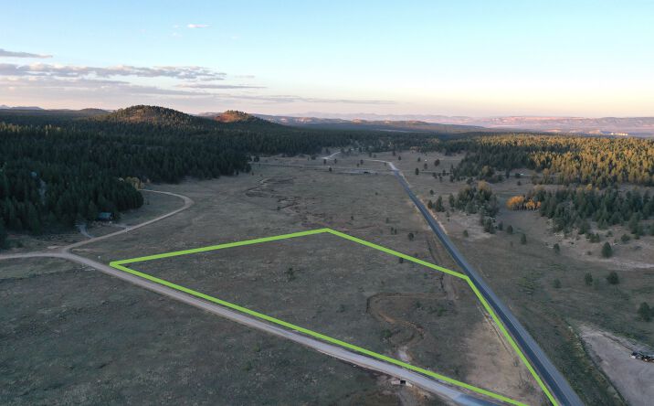 Pictures of Land property located at 2315 Meadow Ln, Duck Creek Village, UT 84762 for sales - image #1