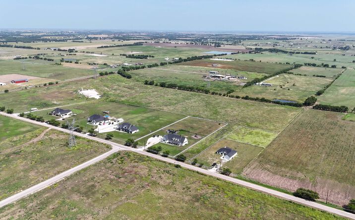 Pictures of Land property located at Doyle Rd, Krum, TX 76249 for sales - image #1