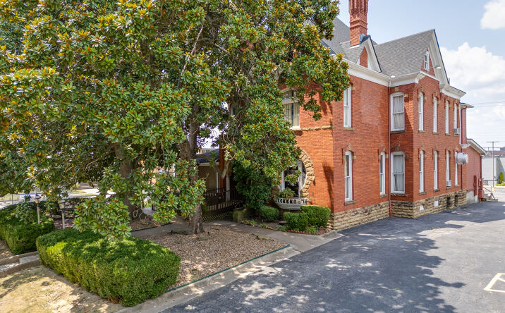 image of property at 201 N 14TH ST Fort Smith AR 72901-3213