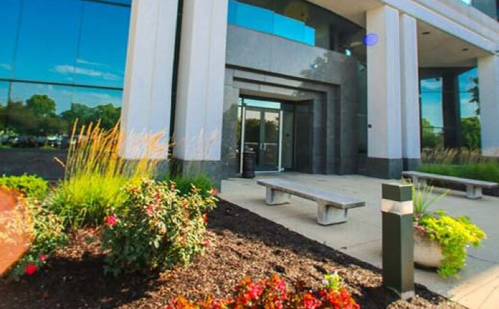 Pictures of Office property located at 4030 Vincennes Rd, Indianapolis, IN 46268 for sales - image #1
