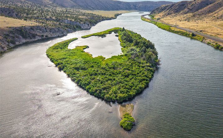 Pictures of Land property located at 0 Missouri River, Toston, MT 59643 for sales - image #1