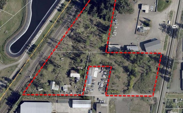 Pictures of Retail, Industrial property located at 21111 & 21115 Highway 99E NE, Aurora, OR 97002 for sales - image #1
