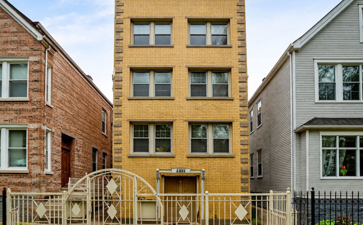 Pictures of Multifamily property located at 2832 N Mozart Street, Chicago, IL 60618 for sales - image #1