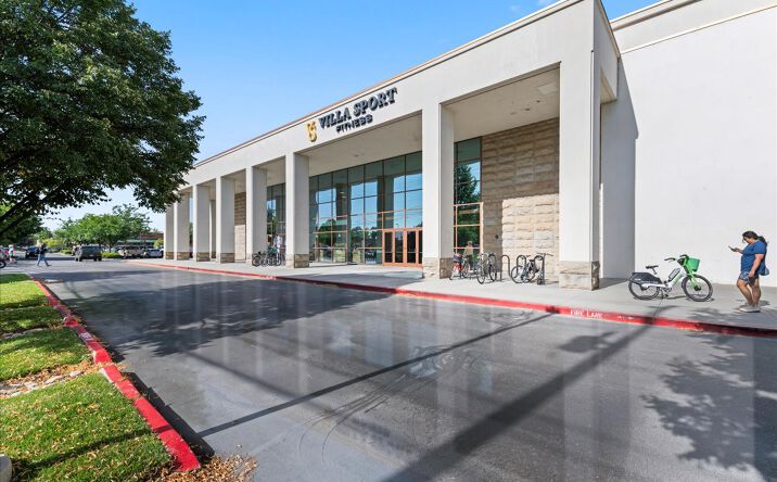 Pictures of Special Purpose property located at 801 E Parkcenter Blvd, Boise, ID 83706 for sales - image #1