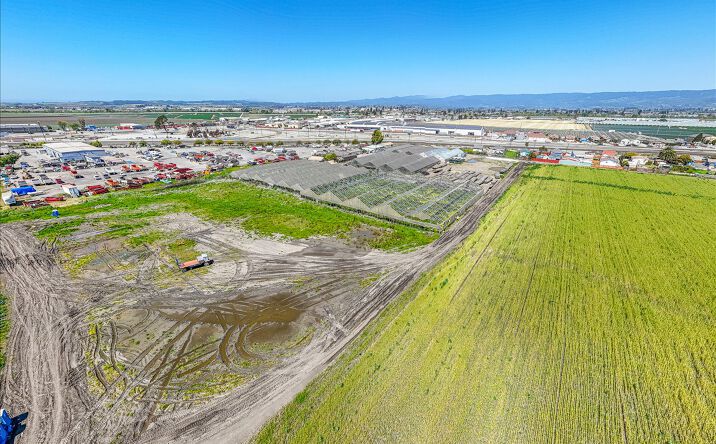Pictures of Land property located at 2 Lewis Rd, Royal Oaks, CA 95076 for sales - image #1