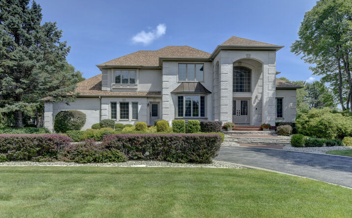 Pictures of Multifamily property located at 10135 Cherrywood Lane, Munster, IN 46321 for sales - image #1