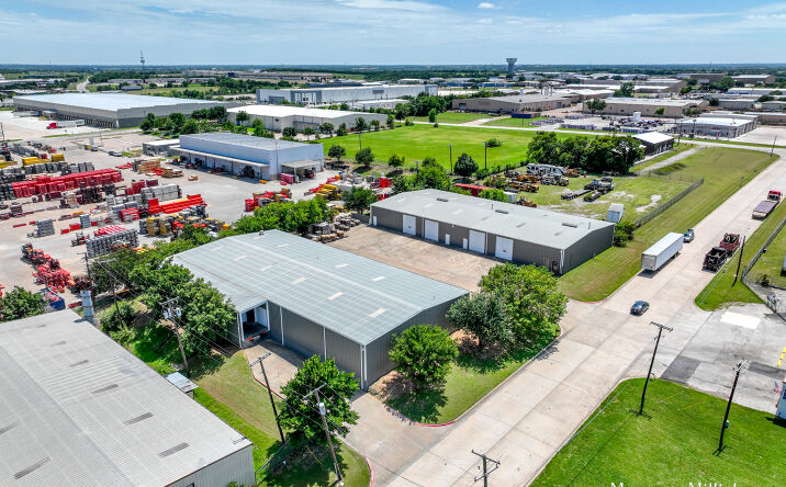 Pictures of Industrial property located at 111 Industrial Blvd, Mansfield, TX 76063 for sales - image #1