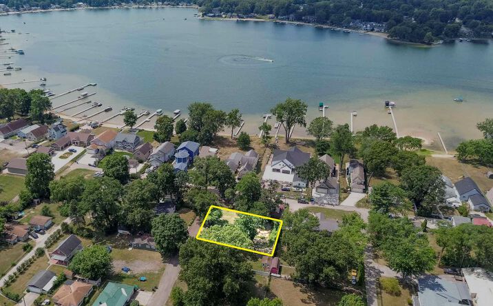 Pictures of Land property located at 2671 Mulberry St, Niles, MI 49120 for sales - image #1